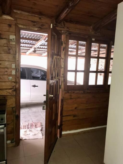 Pequena Casa De Troncos, Detras De Casa Principal No Trabajo Con Tarjeta De Credito Puerto Madryn Esterno foto
