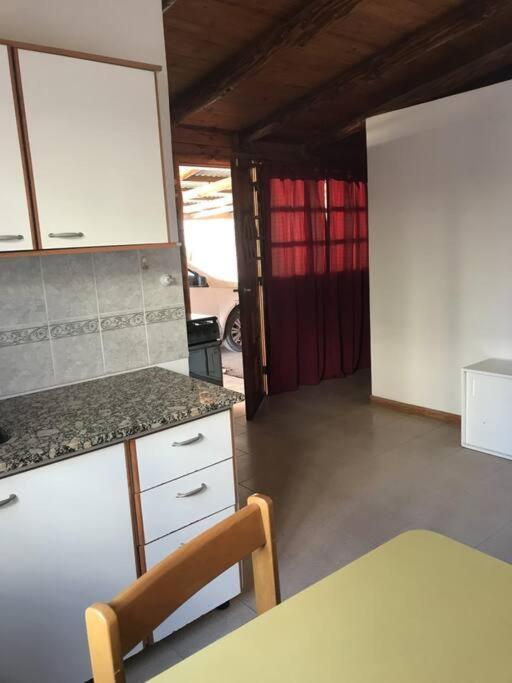 Pequena Casa De Troncos, Detras De Casa Principal No Trabajo Con Tarjeta De Credito Puerto Madryn Esterno foto