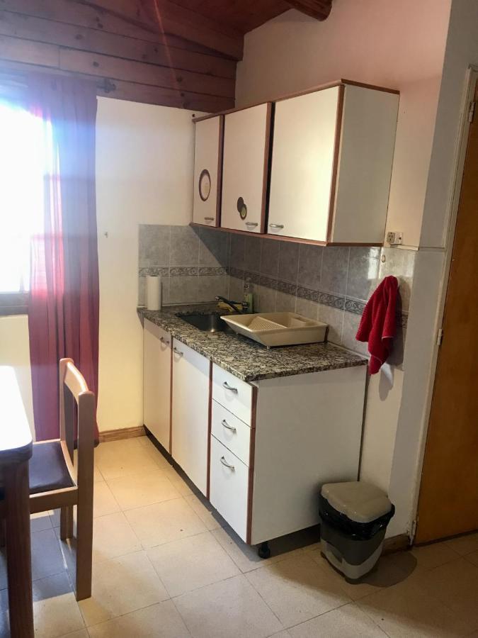 Pequena Casa De Troncos, Detras De Casa Principal No Trabajo Con Tarjeta De Credito Puerto Madryn Esterno foto