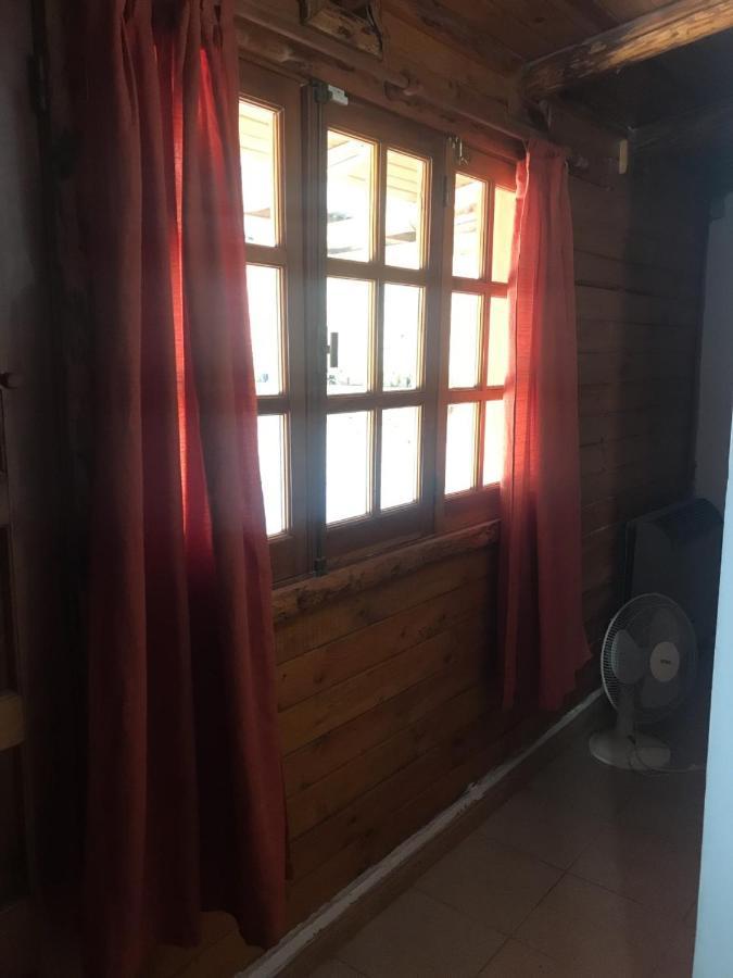 Pequena Casa De Troncos, Detras De Casa Principal No Trabajo Con Tarjeta De Credito Puerto Madryn Esterno foto