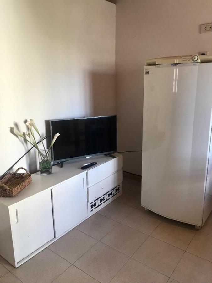 Pequena Casa De Troncos, Detras De Casa Principal No Trabajo Con Tarjeta De Credito Puerto Madryn Esterno foto
